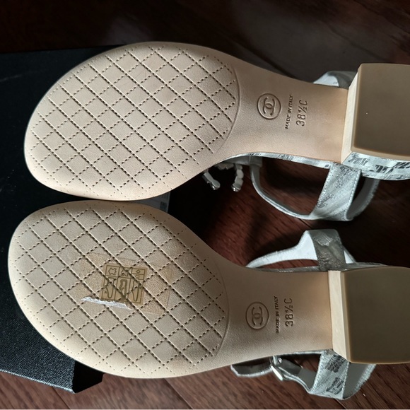 Chanel sandals - Picture 4 of 6